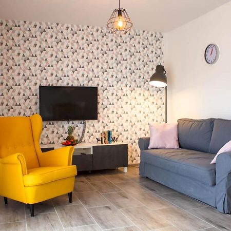 Apartamenty Justrent Щирк Екстер'єр фото